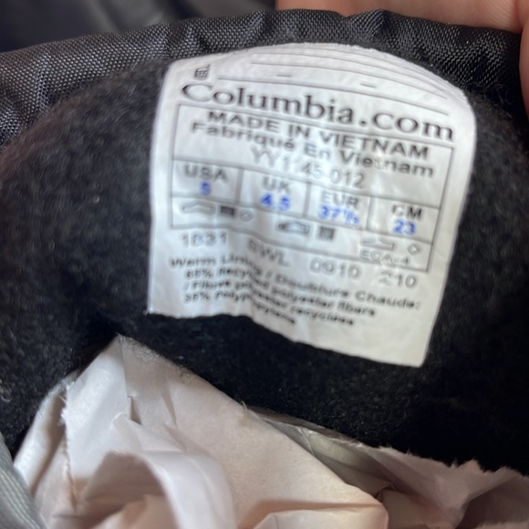 Columbia kids snow boot Big Kid 5 NWOT - Picture 5 of 5